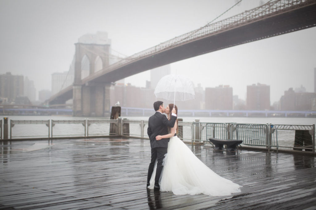 rainy Wedding Photo in Brooklyn New York