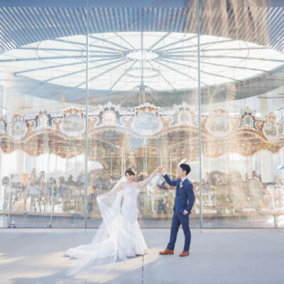 ニューヨークでフォトウェディング:DUMBOでまばゆく輝く花嫁さま