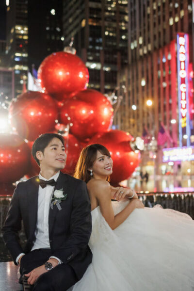 前撮り・ウェディングフォト：ニューヨーク・ラジオシティミュージックホール｜Hiroko Photography