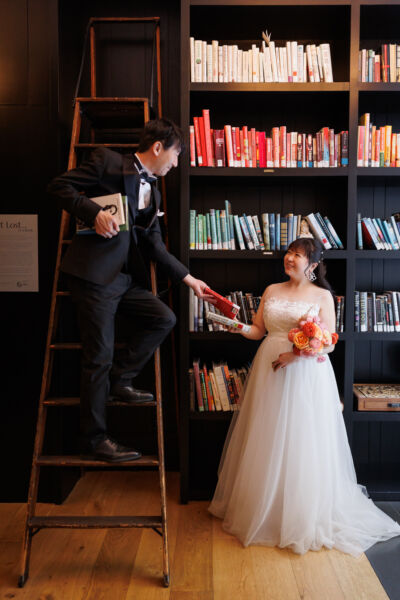 ニューヨーク後撮り/ウェディングフォト|アンダーズホテルのロビーにて。