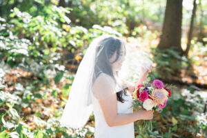 ニューヨークの前撮り/ウェディングフォト|光を浴びた美しい花嫁さま