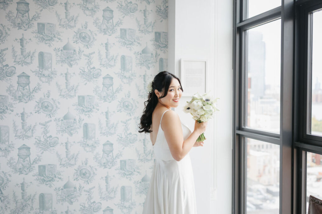 NYウェディングフォト|前撮り/花嫁さまの幸せなほほ笑み。