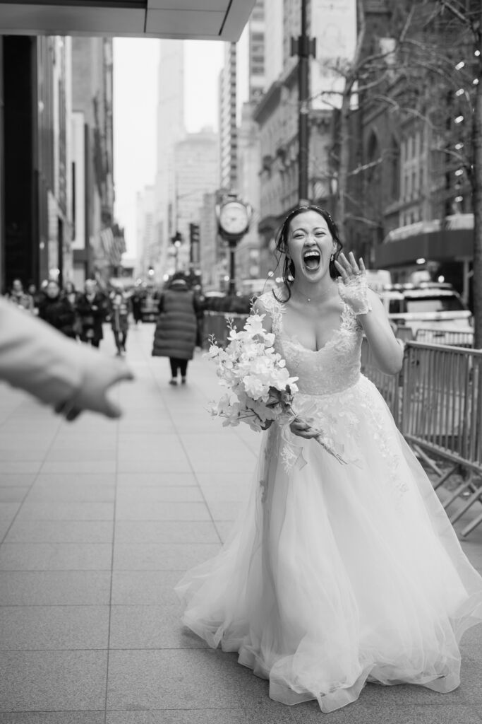 ニューヨークの前撮り|ウェディングフォト/花嫁さまが笑顔で戻ってきたとき。