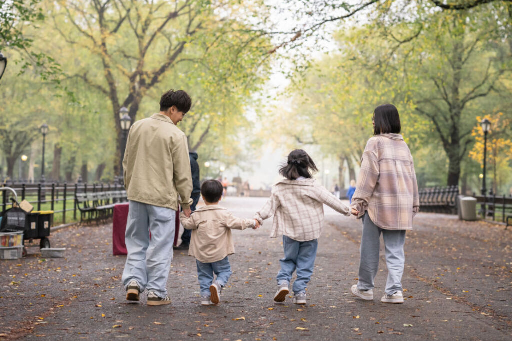 ニューヨークでファミリーフォト/ご家族の後ろ姿。