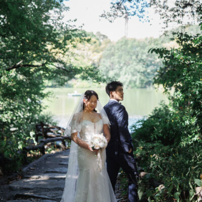 NYウェディングフォト:マンハッタンの風に、身をまかせて