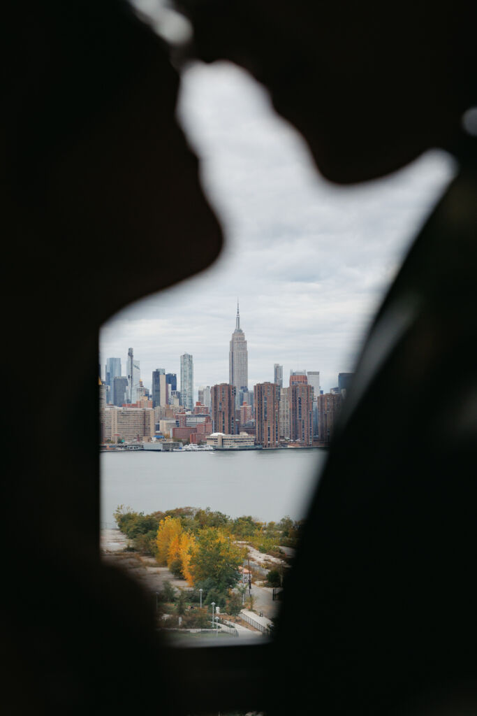 NYウェディングフォト|前撮り/ルーフトップからの眺め。