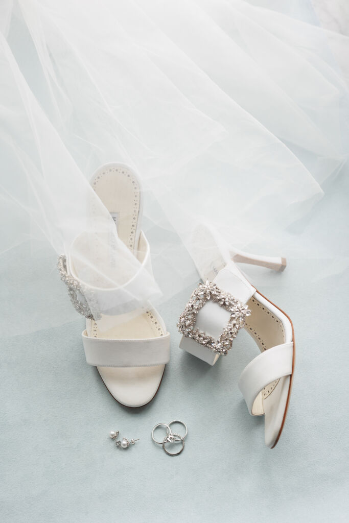 NYウェディングフォト|前撮り/花嫁さまのウェディングシューズやリング。