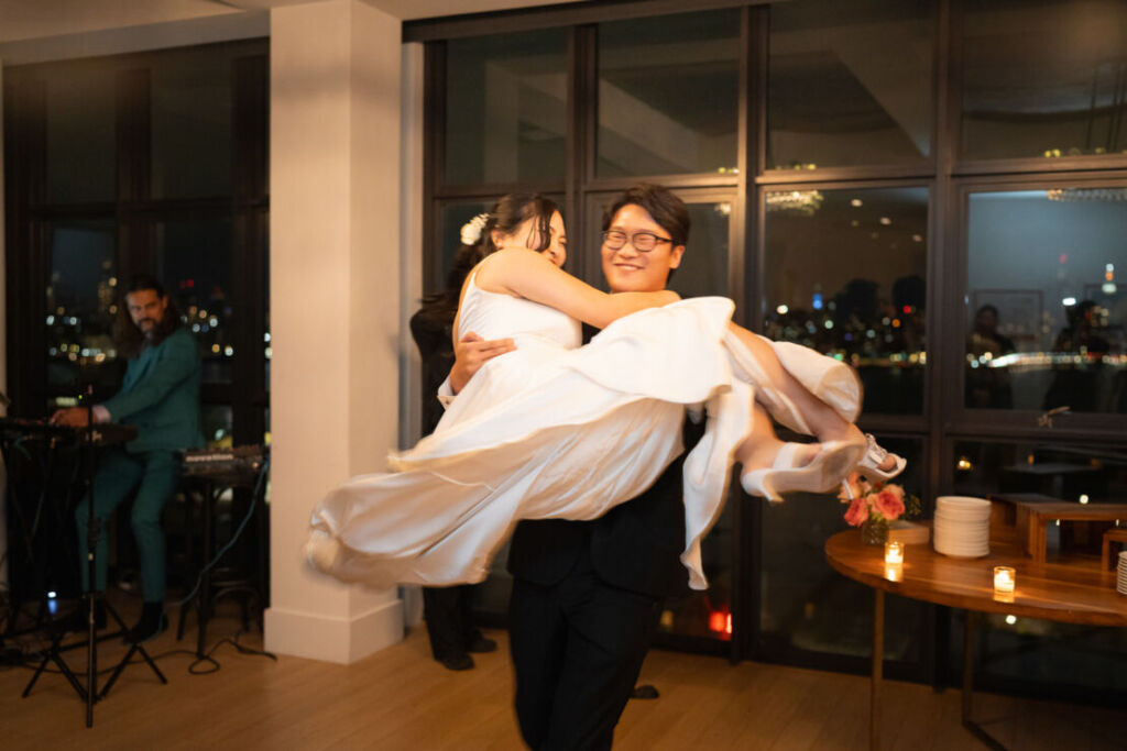 NYウェディングフォト|前撮り/盛り上がったダンスパーティ。
