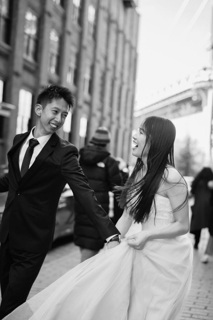 ニューヨークで後撮り/フォトウェディング|花嫁さまと花婿さまの笑顔。