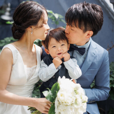 お子様と一緒に歩いた、ニューヨークのファミリーフォトウェディング