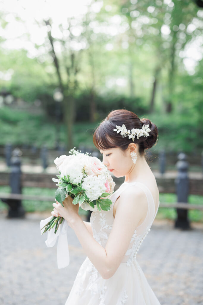 ニューヨークで前撮り|フォトウェディング/アップスタイルのウェディングヘア。