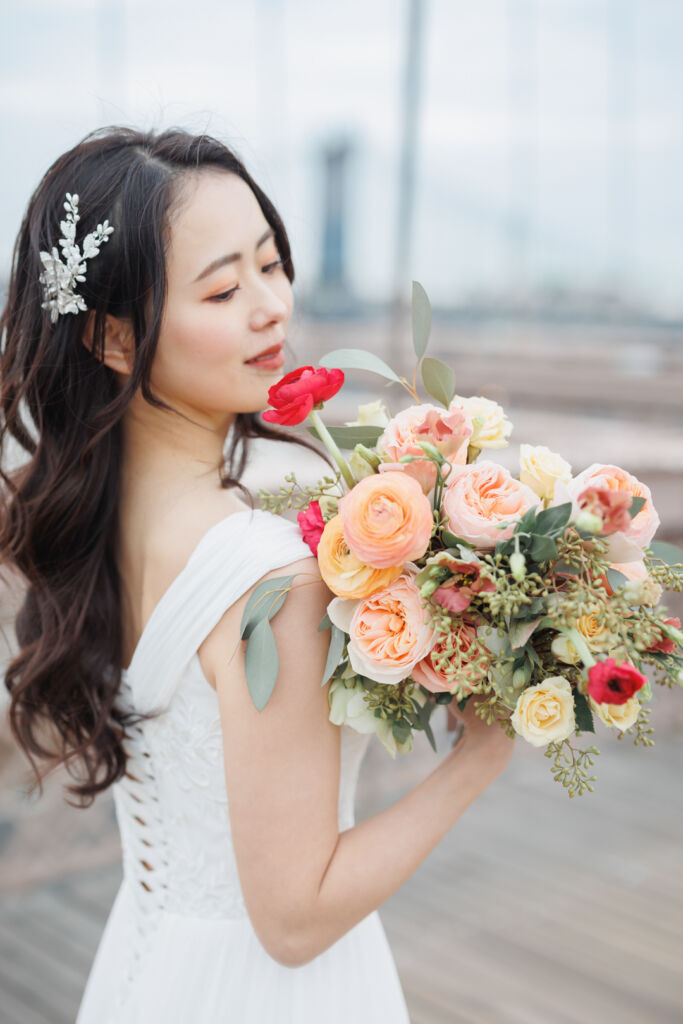 ニューヨークで前撮り|フォトウェディング/風になびくダウンスタイル。