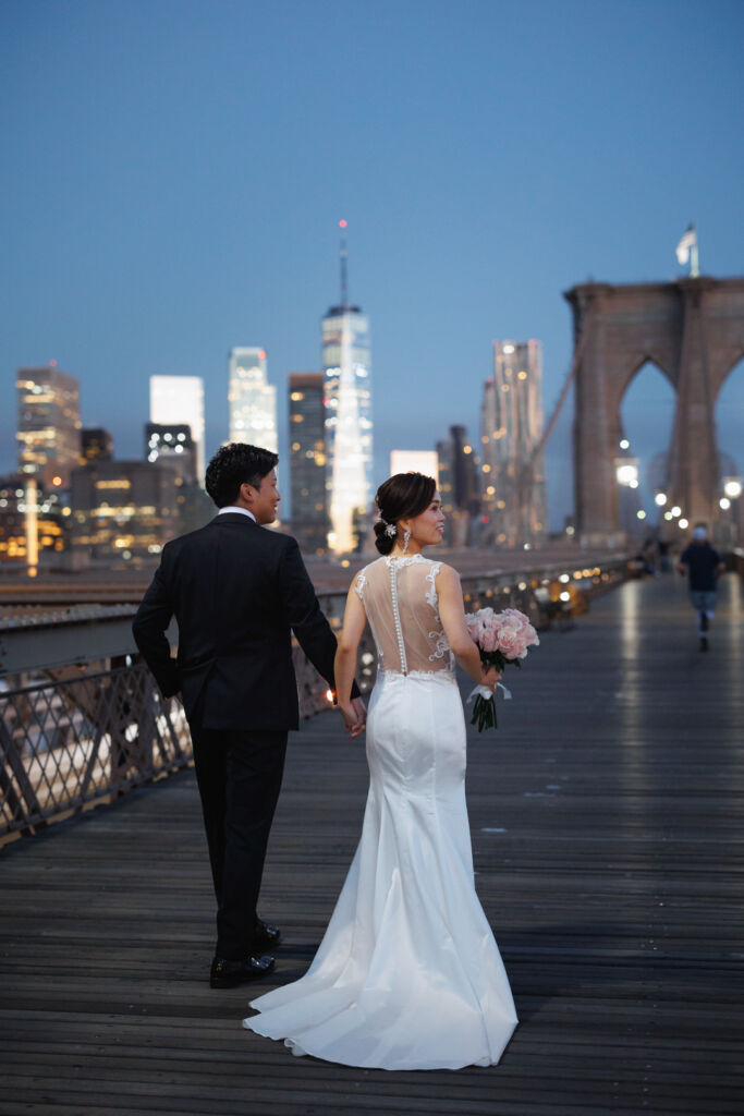 ニューヨークで前撮り|ウェディングフォト/夜明け間近のブルックリン橋で。