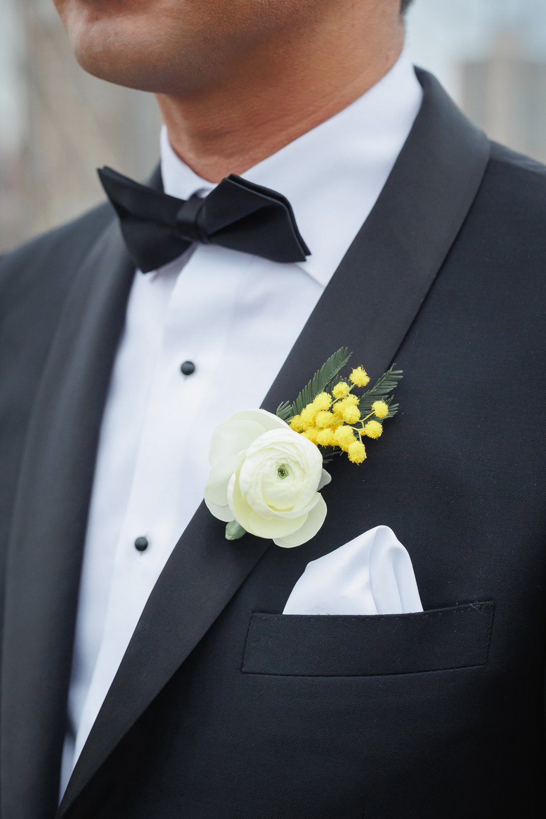 ニューヨークでウェディングフォト|前撮り/花婿さまのタキシード。